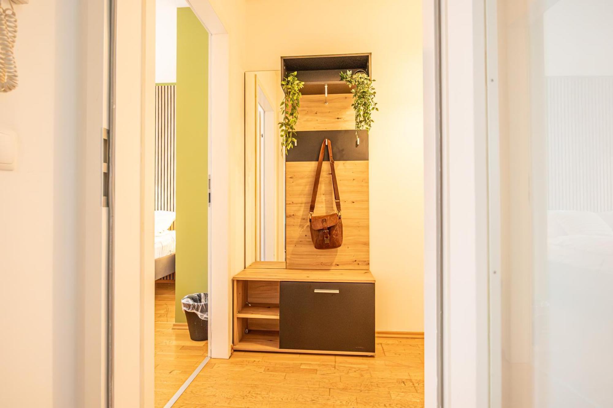 Charming 1Br, Steps From Reumannplatz U1 Apartment Viena Exterior foto