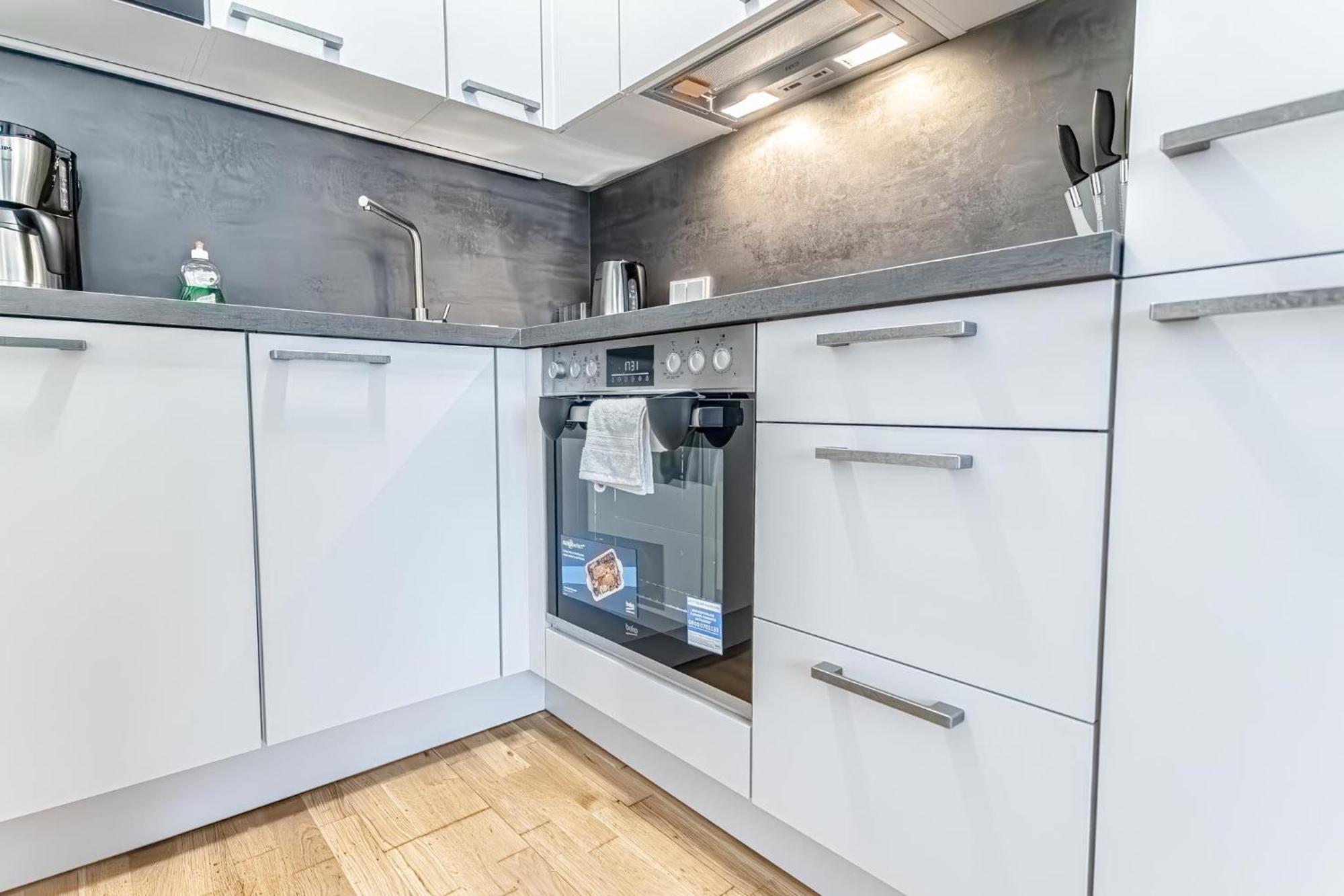 Charming 1Br, Steps From Reumannplatz U1 Apartment Viena Exterior foto